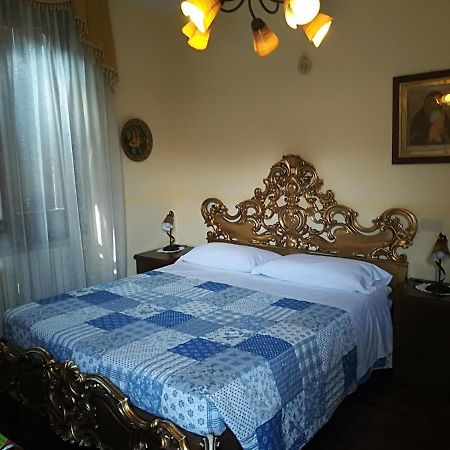B&B L'Isola Di Casa ブレンバーテ エクステリア 写真