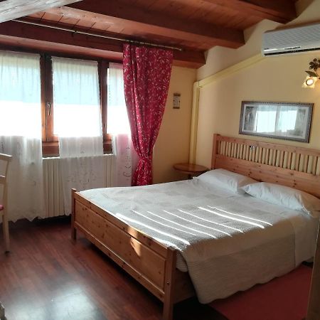B&B L'Isola Di Casa ブレンバーテ エクステリア 写真