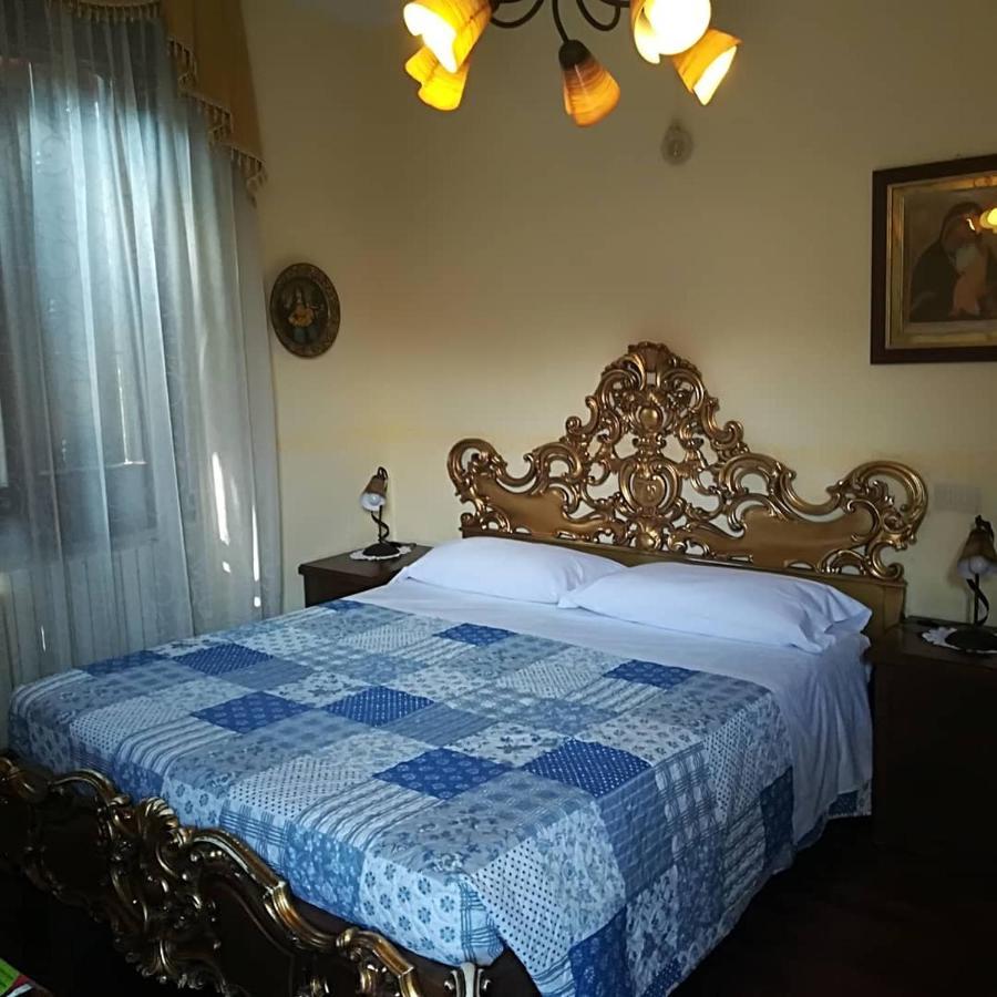 B&B L'Isola Di Casa ブレンバーテ エクステリア 写真