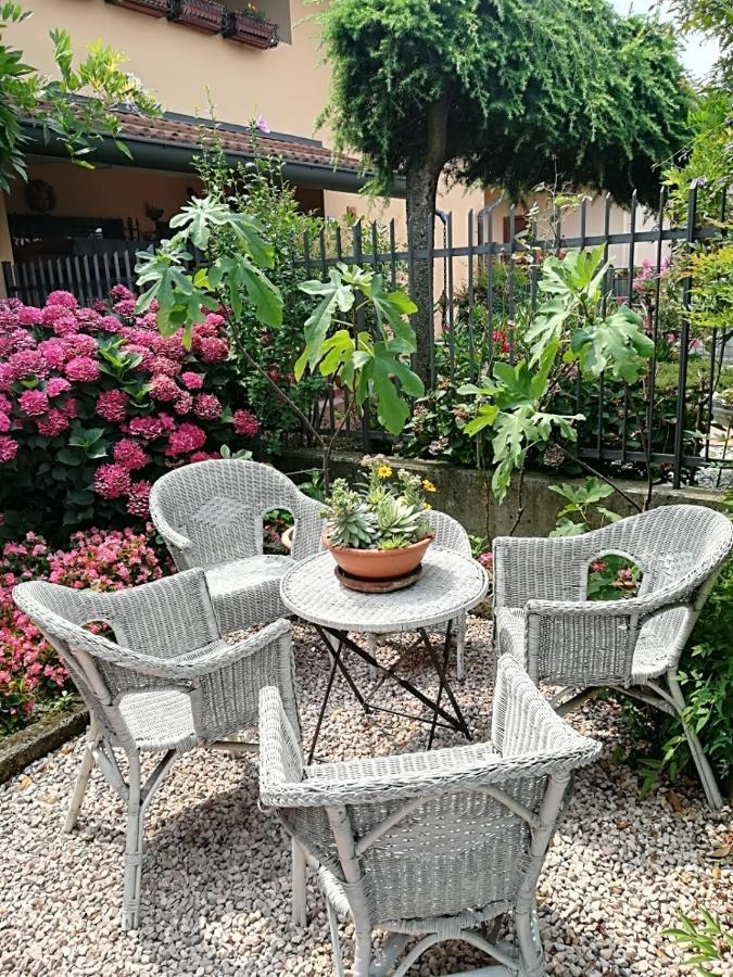 B&B L'Isola Di Casa ブレンバーテ エクステリア 写真